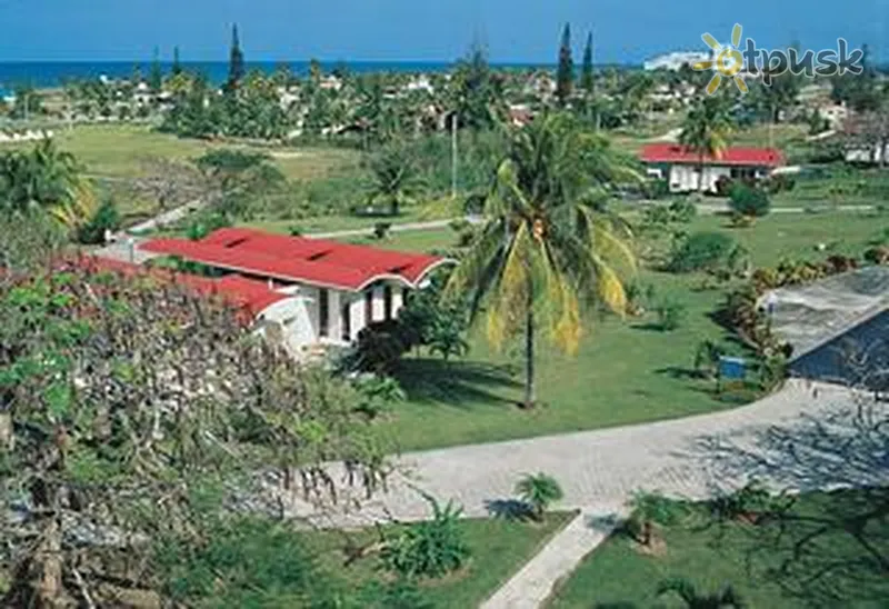Фото отеля Villa Megano 3* Гавана Куба екстер'єр та басейни