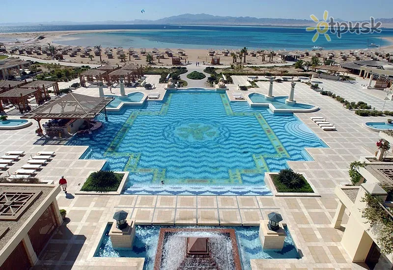 Фото отеля Sheraton Soma Bay Resort 5* Somos įlanka Egiptas išorė ir baseinai