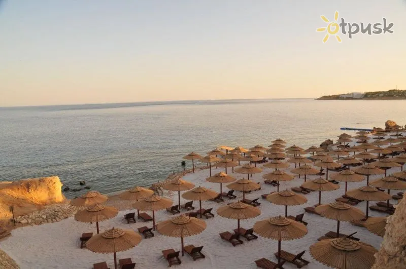 Фото отеля Dessole Nesco Waves Resort 4* Шарм эль Шейх Египет пляж