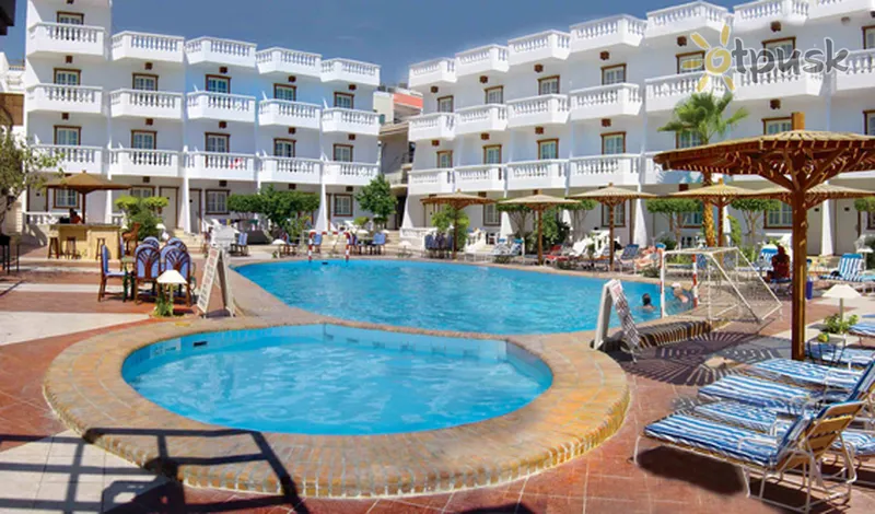 Фото отеля Zak Royal Wings Hotel 3* Хургада Єгипет екстер'єр та басейни