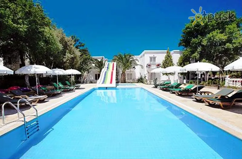Фото отеля Club Aqua Torba 3* Бодрум Туреччина екстер'єр та басейни