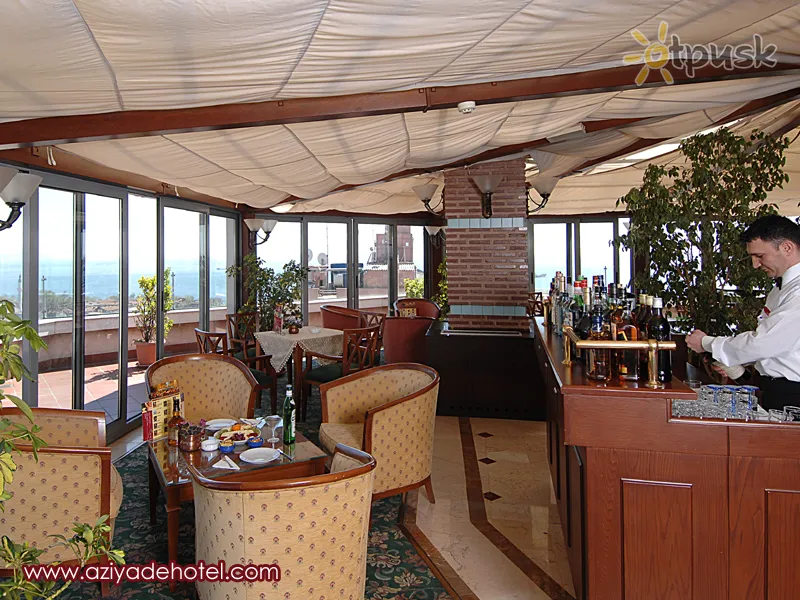 Фото отеля Aziyade Hotel 4* Stambula Turcija bāri un restorāni