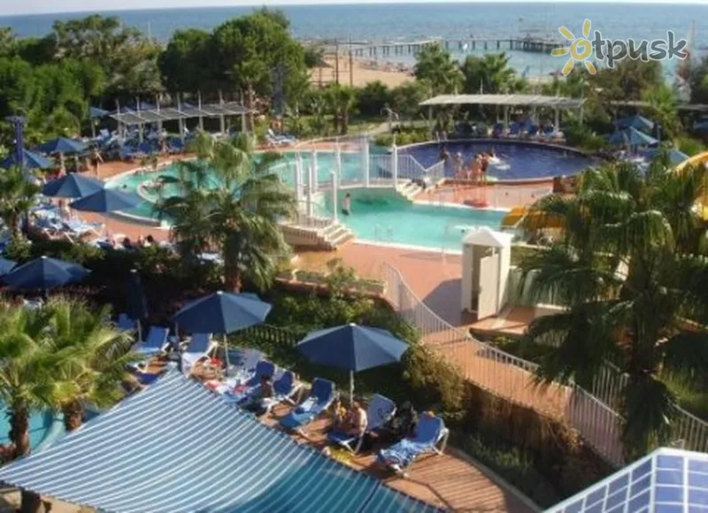 Фото отеля Robinson Club Pamfilya HV1 Сіде Туреччина екстер'єр та басейни