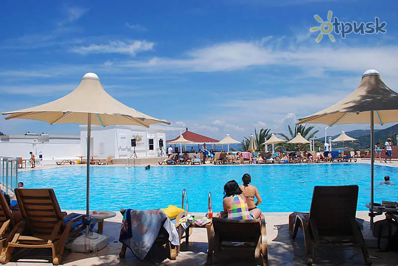 Фото отеля Nish Bodrum Resort Hotel 4* Бодрум Турция экстерьер и бассейны