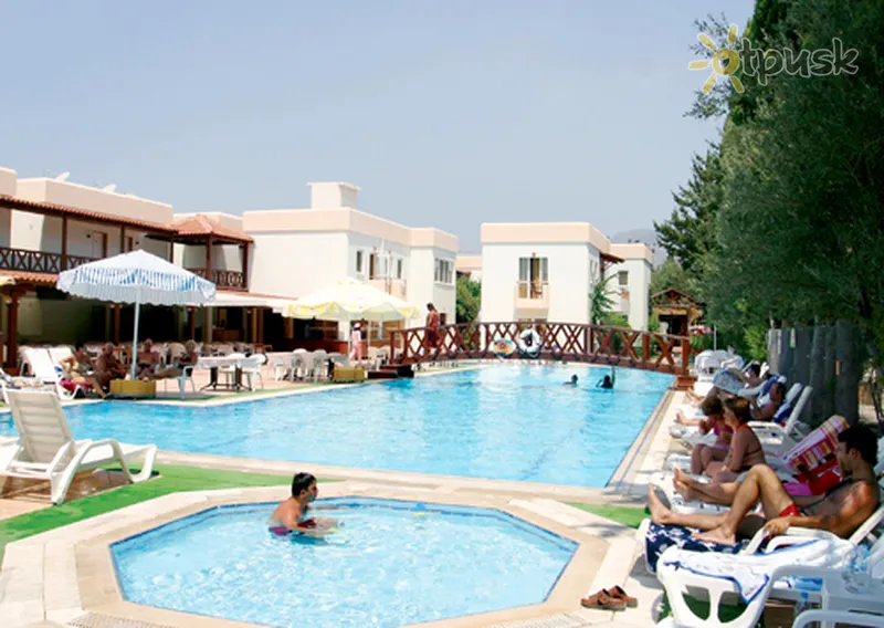 Фото отеля Bitez Antik Hotel 3* Бодрум Туреччина екстер'єр та басейни