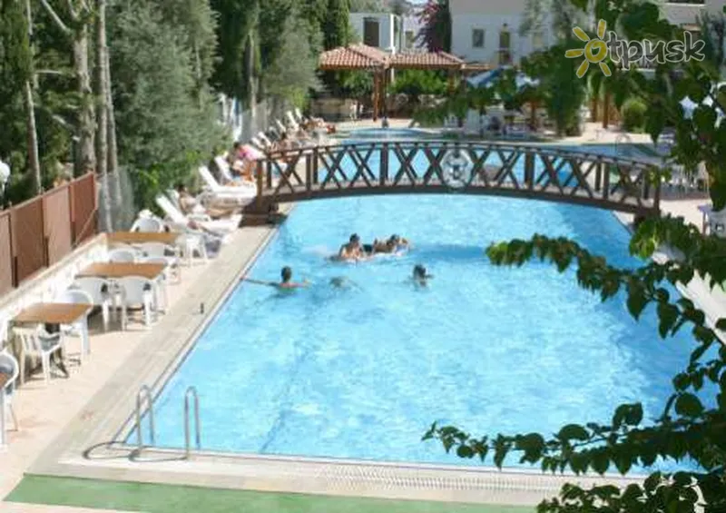 Фото отеля Bitez Antik Hotel 3* Бодрум Турция экстерьер и бассейны