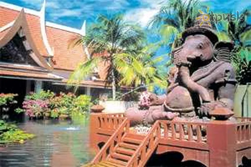 Фото отеля Laguna Beach Resort 5* о. Пхукет Таїланд екстер'єр та басейни