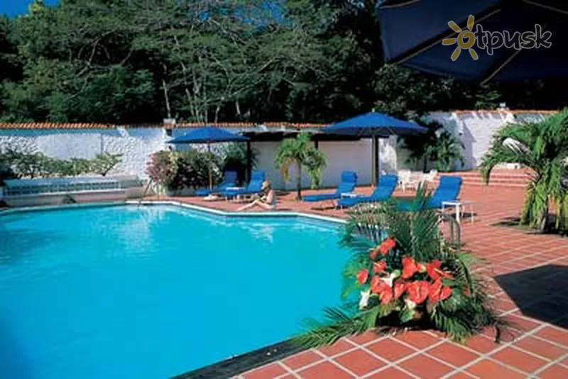Фото отеля The Calabash 5* Сент-Джорджес Гренада екстер'єр та басейни