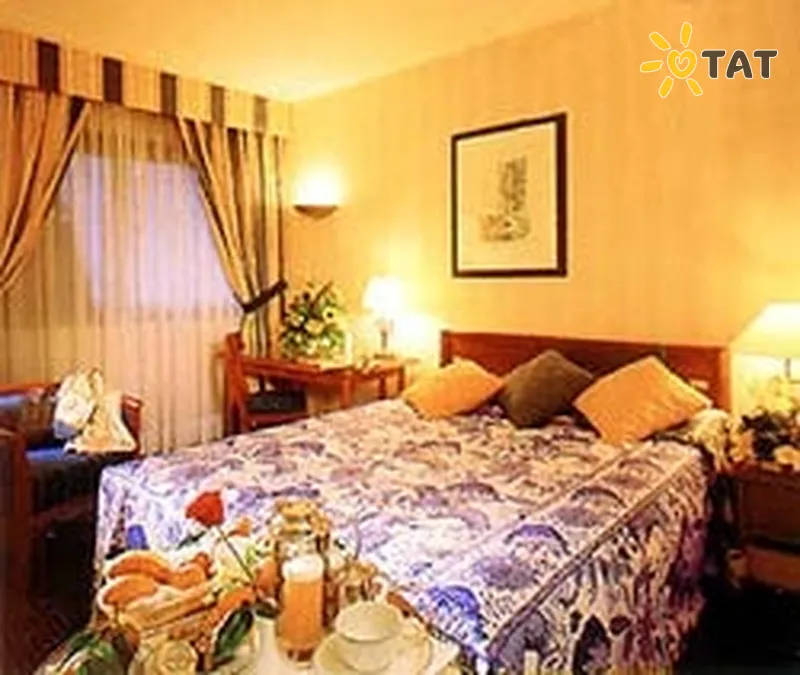 Фото отеля Meridien Etoile 4* Париж Франція номери