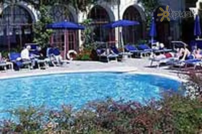Фото отеля Gardone Grand Hotel 4* Ežeras garda Italija išorė ir baseinai