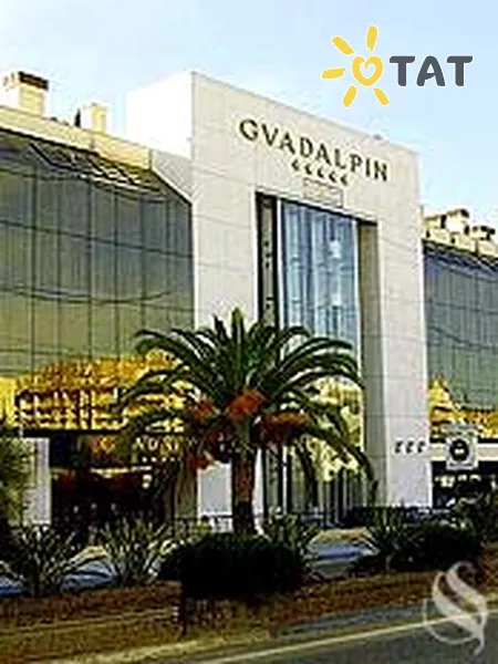 Фото отеля Grand Hotel Guadalpin 4* Коста Дель Соль Іспанія екстер'єр та басейни