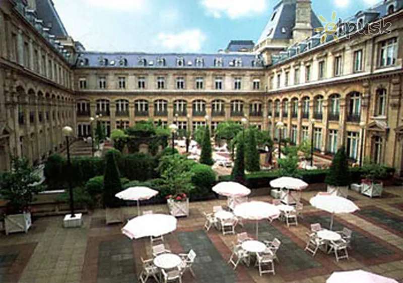 Фото отеля Holiday Inn Republique 4* Paryžius Prancūzija išorė ir baseinai