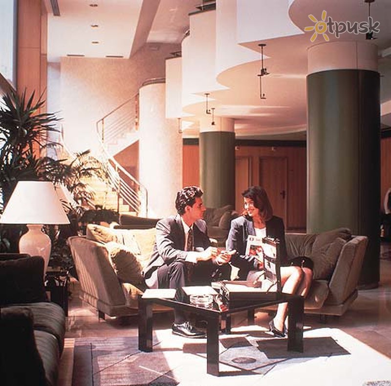 Фото отеля Tryp Barcelona Apolo Hotel 4* Барселона Испания лобби и интерьер