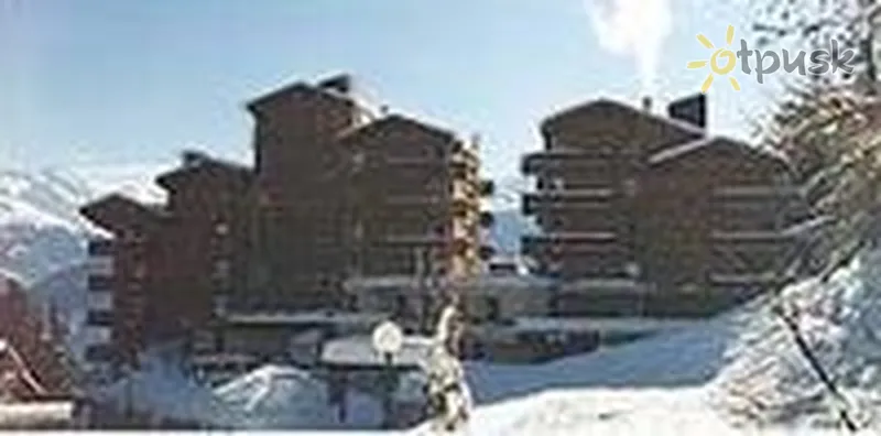 Фото отеля Apparthotel Helvetia Intergolf 4* Crans Montana Šveicarija išorė ir baseinai