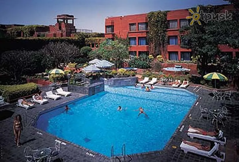 Фото отеля Sheraton Mughal 5* Агра Індія екстер'єр та басейни