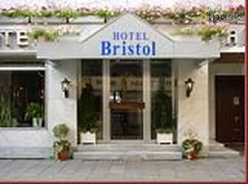 Фото отеля Bristol 3* Minhene Vācija ārpuse un baseini
