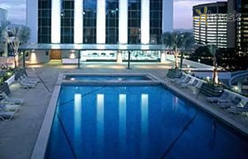 Фото отеля Grand Plaza Park Royal 4* Куала-Лумпур Малайзия экстерьер и бассейны