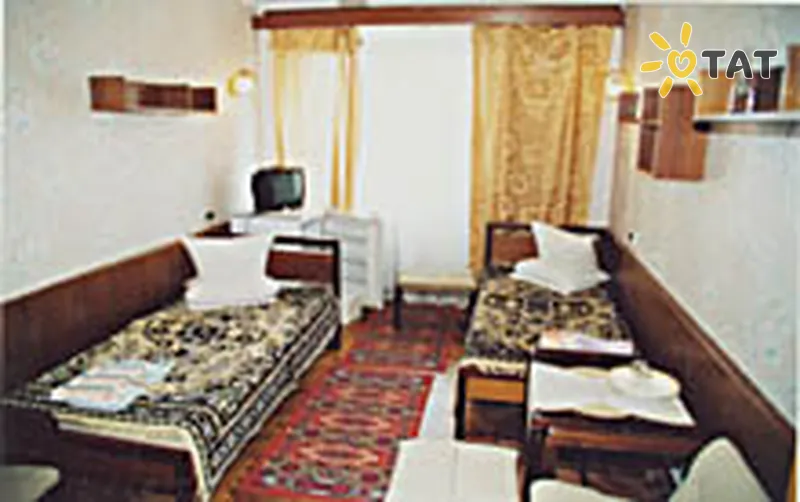 Фото отеля Дубна 1* Алушта Крим номери