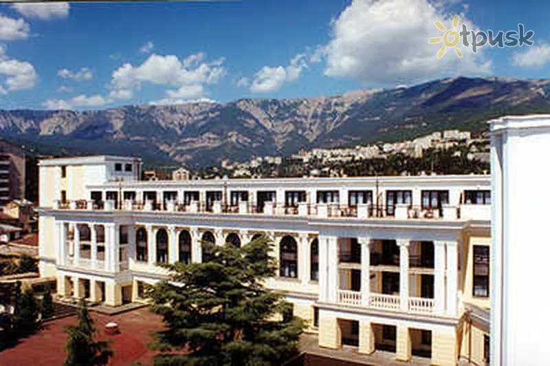 Фото отеля Ореанда Премьер Отель 4* Jalta Krima ārpuse un baseini