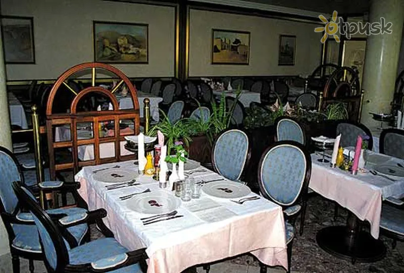 Фото отеля Сосновая Роща 3* Gaspra Krima bāri un restorāni