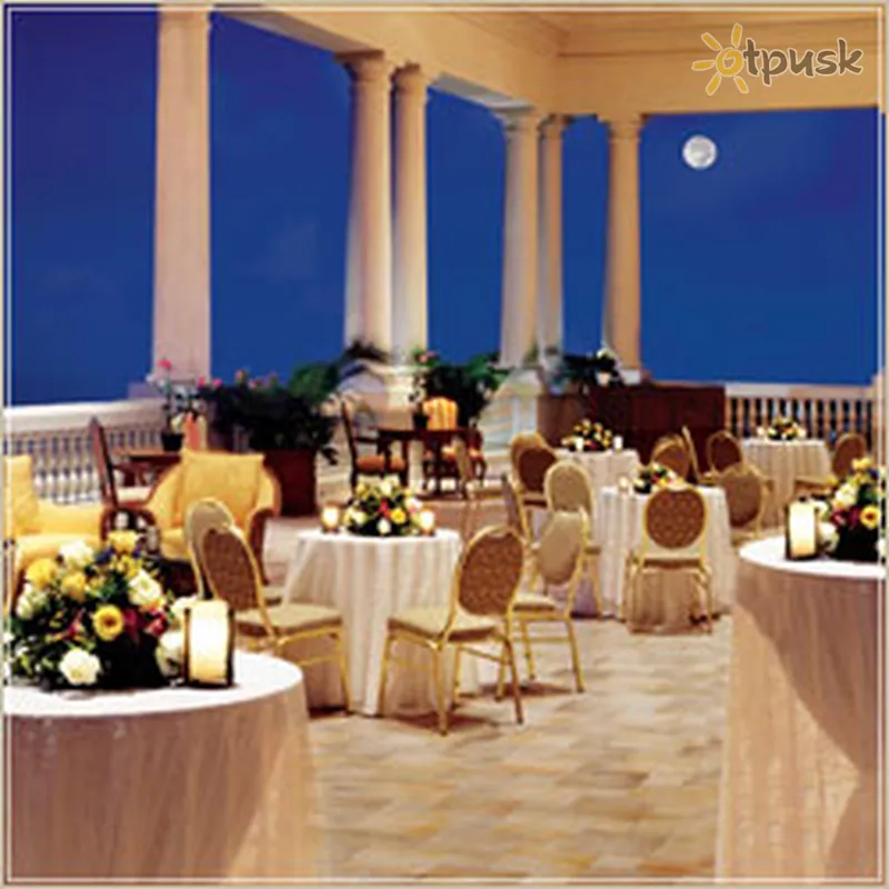 Фото отеля The Ritz-Carlton Golf & Spa Resort 5* Монтего-Бэй Ямайка бары и рестораны