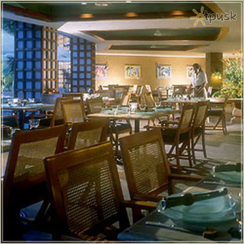 Фото отеля The Ritz-Carlton Millenia Singapore 5* Сингапур Сингапур бары и рестораны