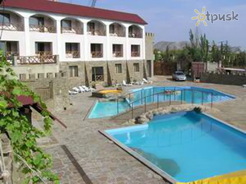 Фото отеля Бастион 2* Zanderis Krymas išorė ir baseinai