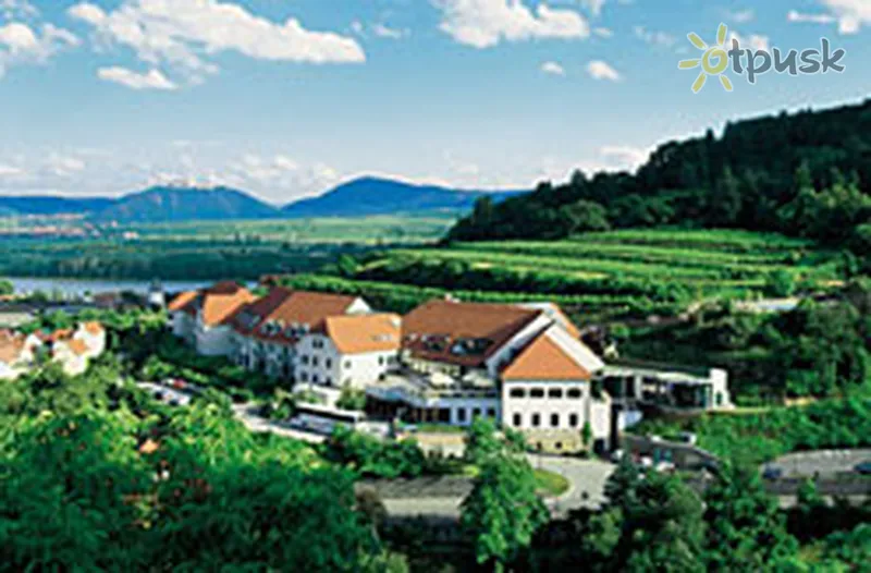 Фото отеля Steigenberger Avance 4* Цель ам Зее Австрия экстерьер и бассейны
