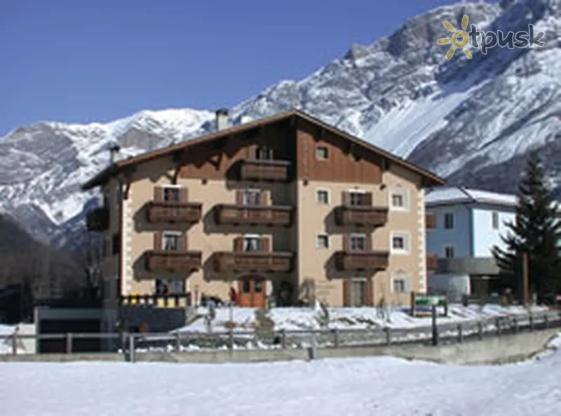 Фото отеля Alpi & Golf 3* Бормио Италия экстерьер и бассейны