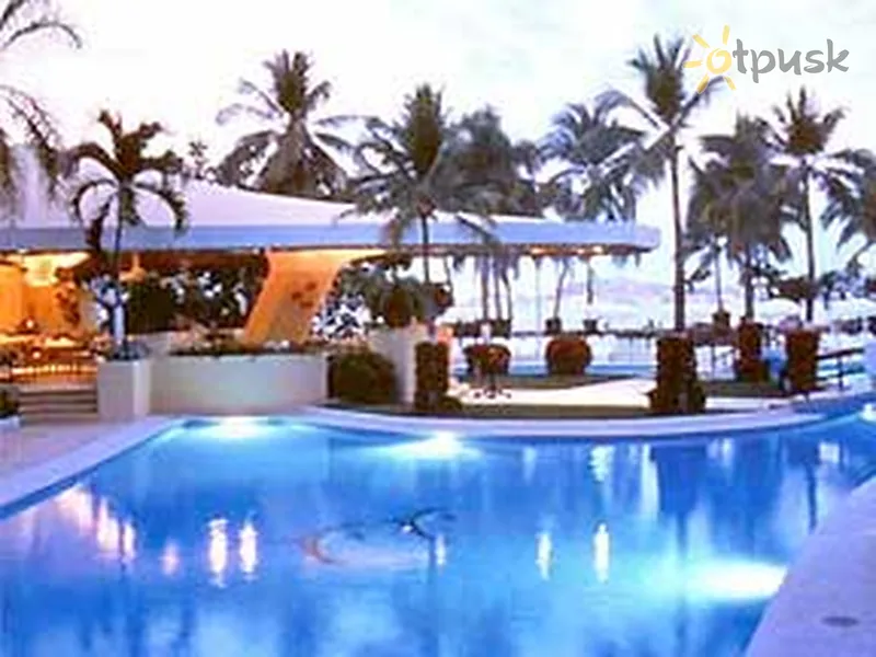 Фото отеля Hyatt Regency Acapulco 5* Акапулько Мексика бары и рестораны
