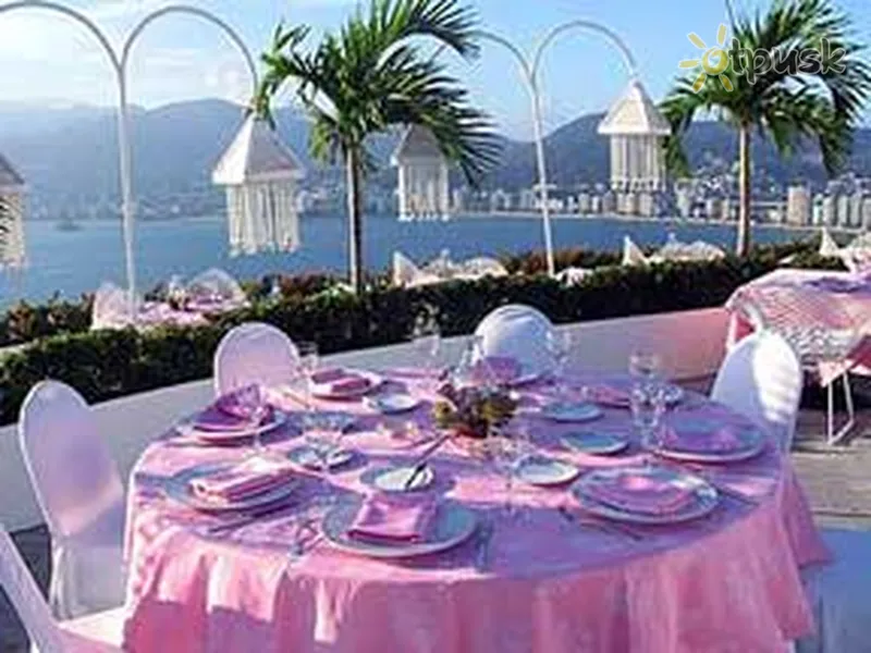 Фото отеля Las Brisas Acapulco 5* Акапулько Мексика бары и рестораны