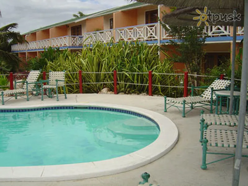 Фото отеля Caravanserai Beach Resort 3* apie. Šventasis Martenas Prancūzija išorė ir baseinai