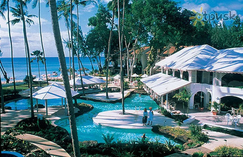 Фото отеля Colony Club 4* Bridžtauna Barbadosa ārpuse un baseini