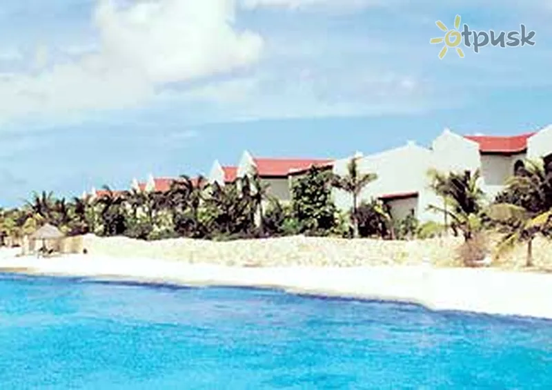 Фото отеля Plaza Resort Bonaire 4* о. Бонэйр Нидерланды экстерьер и бассейны