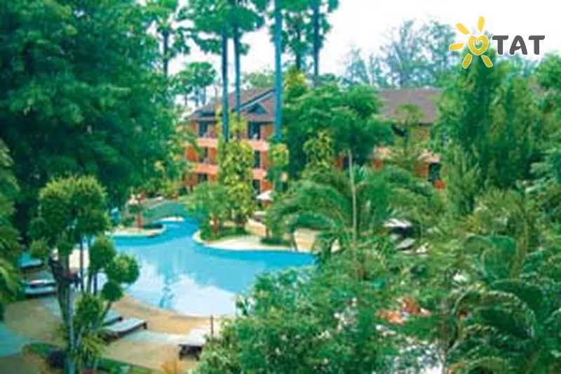 Фото отеля Swiss-Belhotel Thara Resort & Spa 4* о. Пхукет Таїланд екстер'єр та басейни