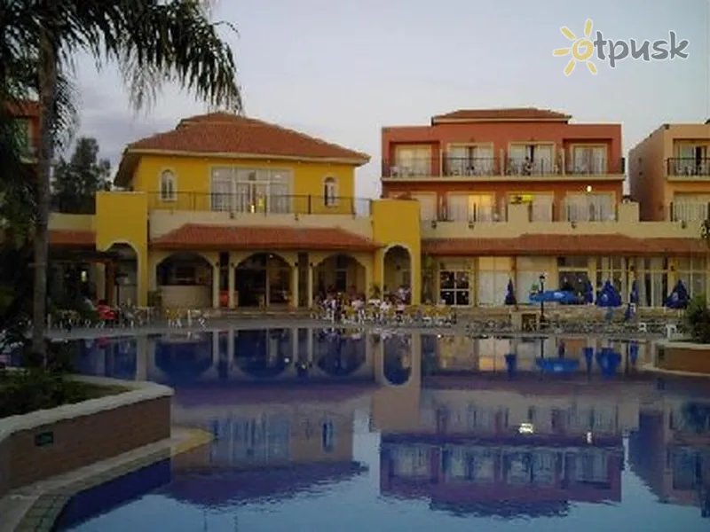 Фото отеля Sentido Pafian Sun Holiday Village 4* Пафос Кіпр екстер'єр та басейни
