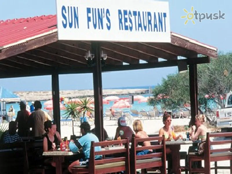 Фото отеля Sun Fun Apts 4* Ayia Napa Kipras barai ir restoranai
