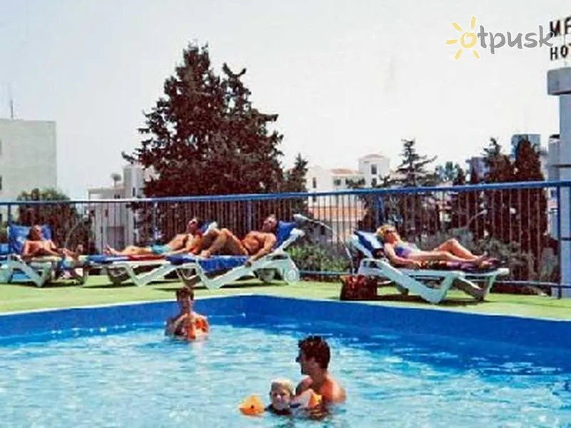 Фото отеля Mariala Hotel Apts 3* Лімассол Кіпр екстер'єр та басейни