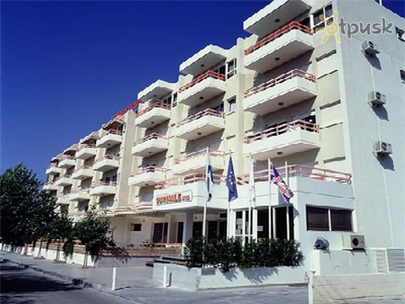 Фото отеля Sunsmile Apts 4* Лимассол Кипр экстерьер и бассейны