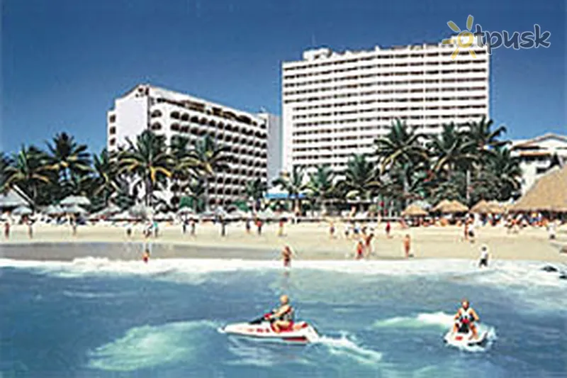 Фото отеля Holiday Inn Puerto Vallarta 4* Пуэрто Валларта Мексика пляж