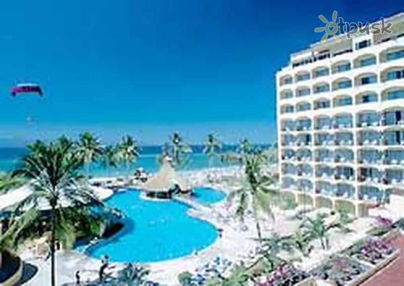 Фото отеля Holiday Inn Puerto Vallarta 4* Пуэрто Валларта Мексика экстерьер и бассейны