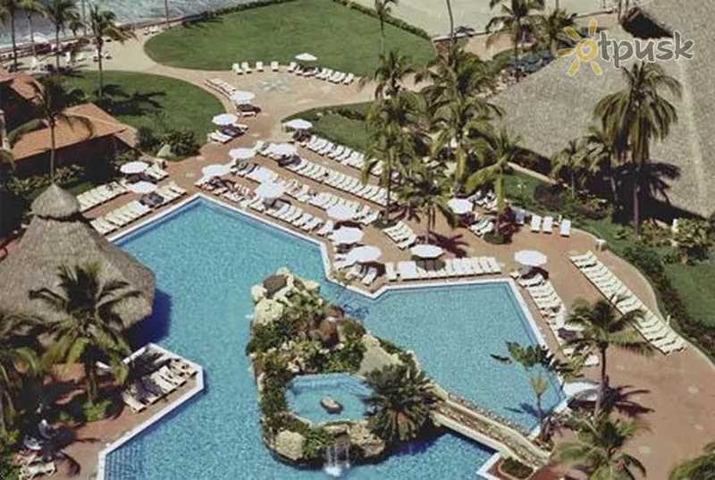 Фото отеля Sheraton Buganvilias Resort and Towers 5* Puertovaljarta Meksika ārpuse un baseini