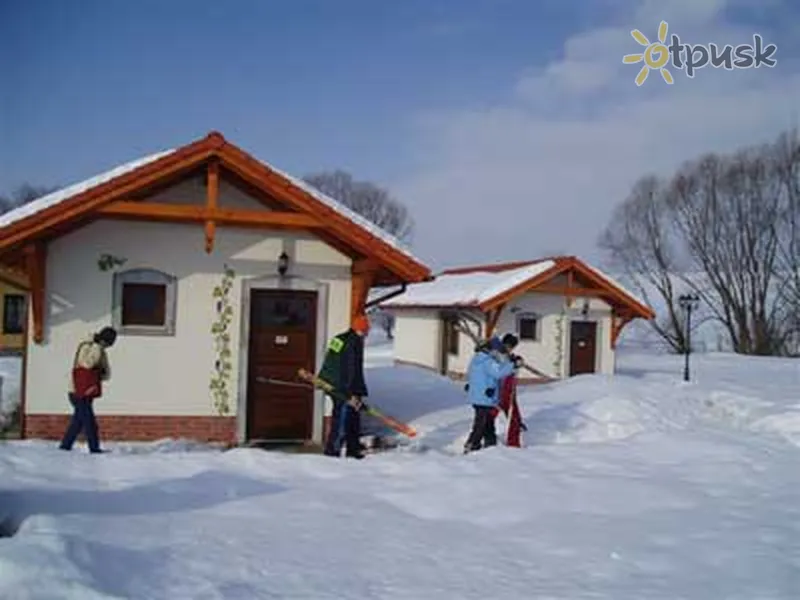 Фото отеля Tatralandia Holiday Village 4* Liptovsky Mikulas Slovakija išorė ir baseinai
