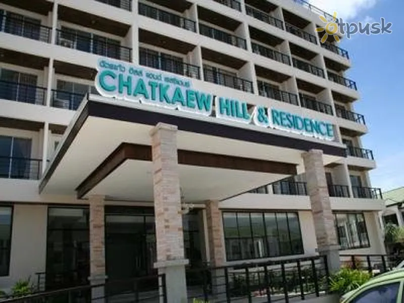 Фото отеля Chatkaew Hill Hotel & Residence 2* Паттайя Таиланд экстерьер и бассейны