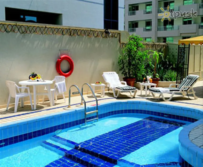 Фото отеля Regal Plaza Hotel 3* Дубай ОАЭ экстерьер и бассейны