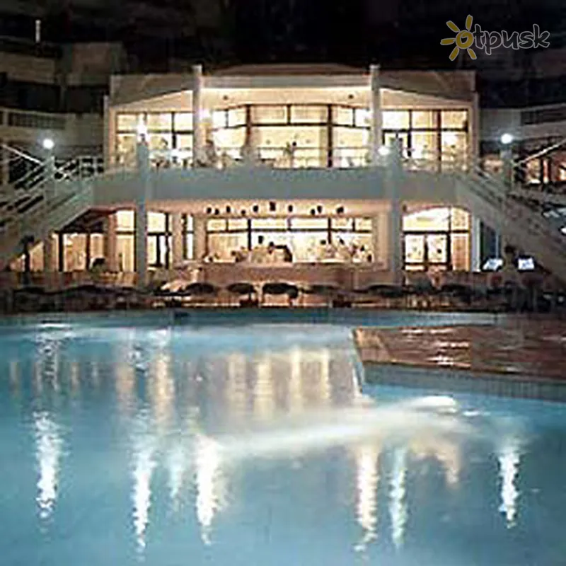 Фото отеля Paphian Bay 3* Patoss Kipra ārpuse un baseini