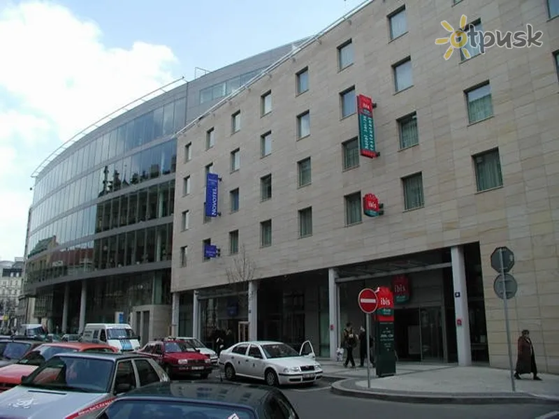 Фото отеля Ibis Praha City 3* Прага Чехія екстер'єр та басейни