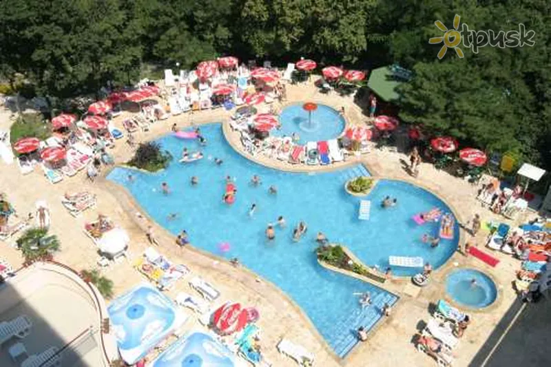 Фото отеля Гелиос Парк 3* Zelta smiltis Bulgārija ārpuse un baseini