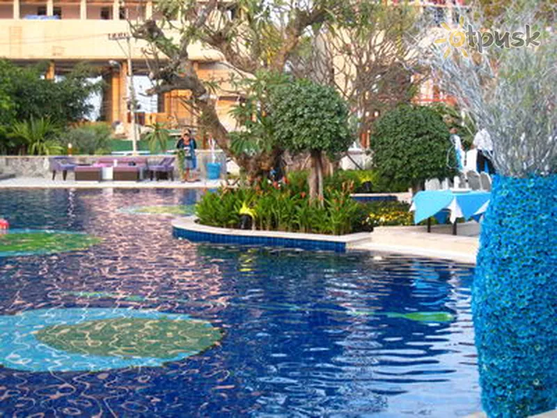 Фото отеля The Zign Premium Villa 5* Паттайя Таиланд экстерьер и бассейны