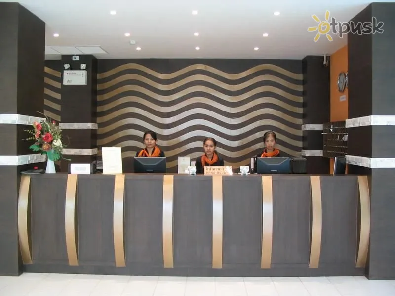 Фото отеля Crown Pattaya Beach Hotel 3* Pataja Taizeme vestibils un interjers